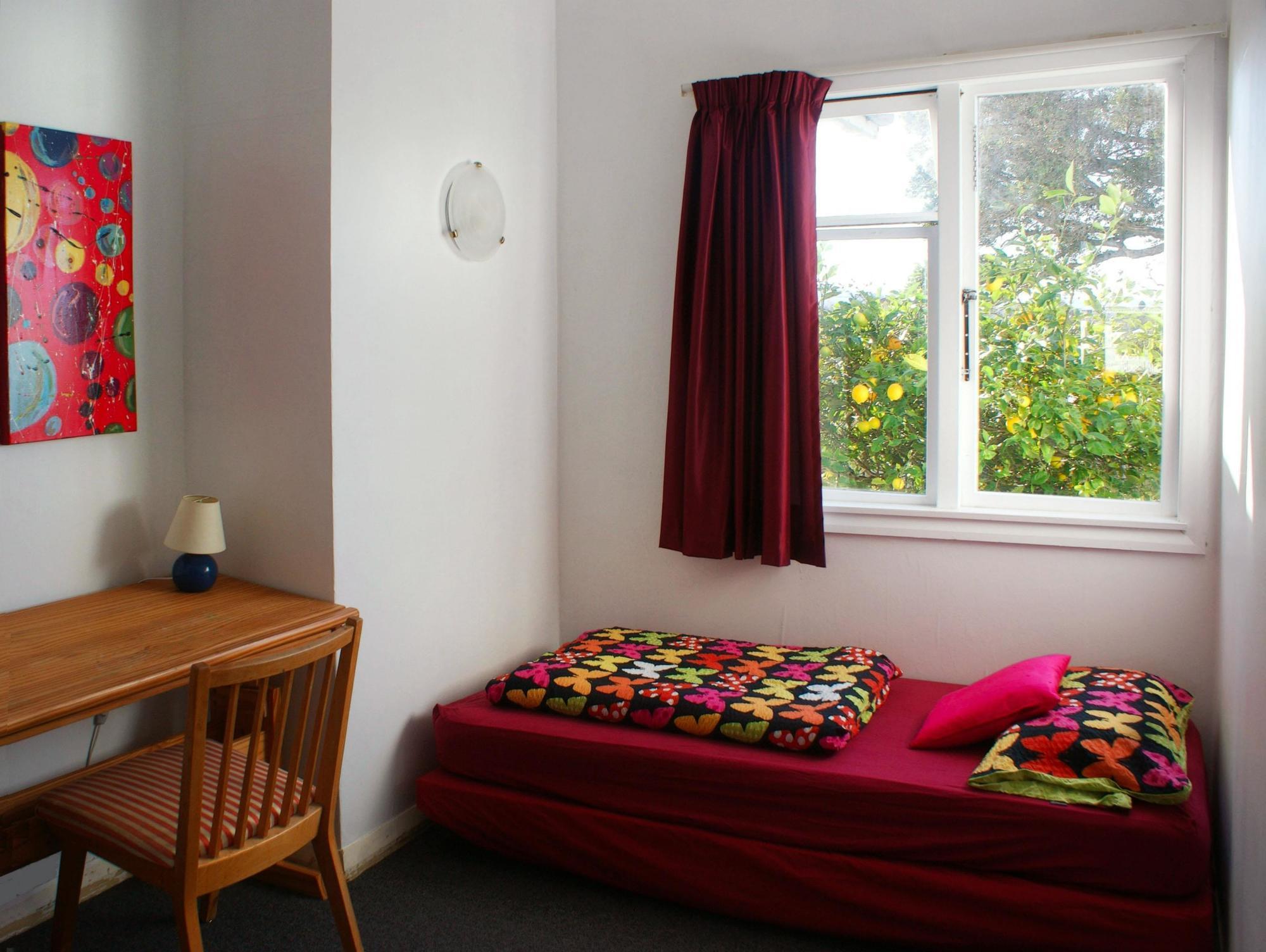 Хостел 42B College House Уонгануи Экстерьер фото