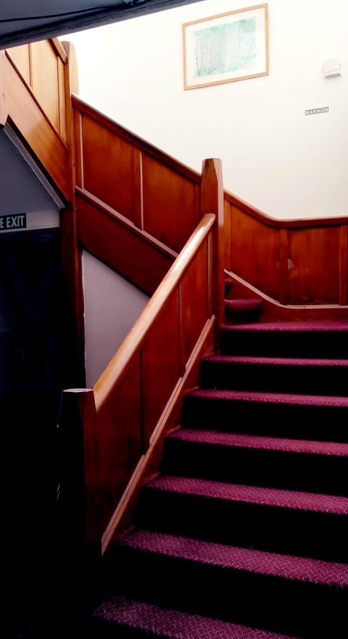Хостел 42B College House Уонгануи Экстерьер фото
