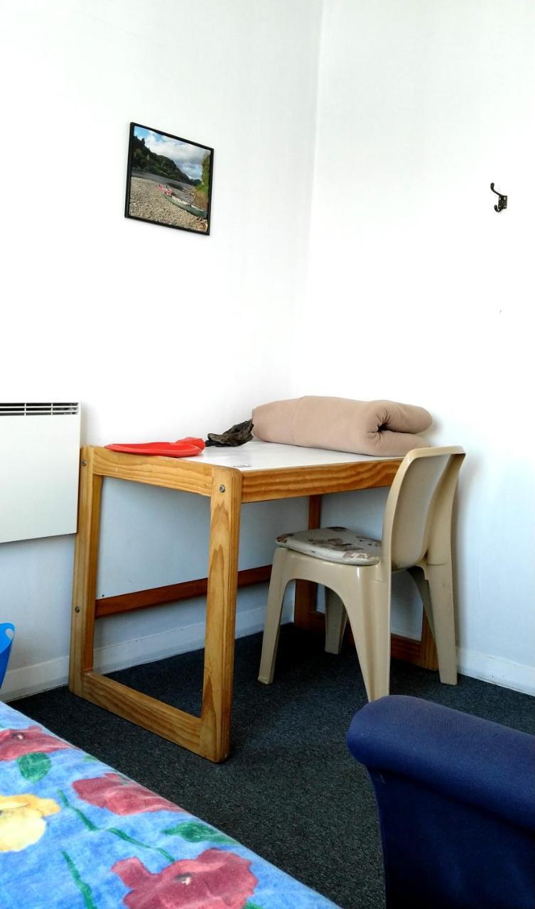 Хостел 42B College House Уонгануи Номер фото