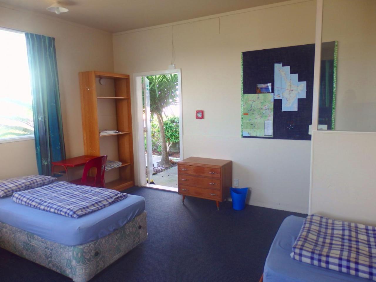 Хостел 42B College House Уонгануи Экстерьер фото